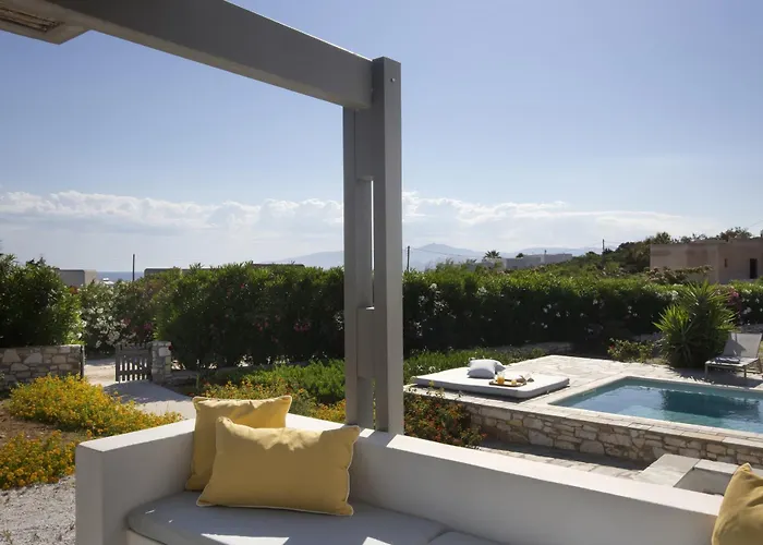 Aphrodite - Elegant Villa, Sea Views, Designer Renovation Ambelas