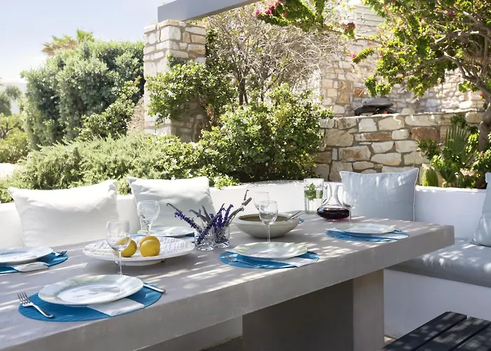 Aphrodite - Elegant Villa, Sea Views, Designer Renovation Vila *