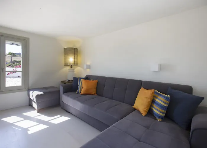 Aphrodite - Elegant Villa, Sea Views, Designer Renovation Vila Ambelas