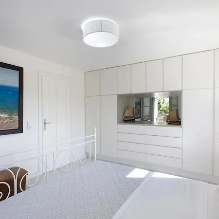 Aphrodite - Elegant Villa, Sea Views, Designer Renovation