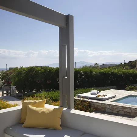 Aphrodite - Elegant Villa, Sea Views, Designer Renovation Αμπελάς