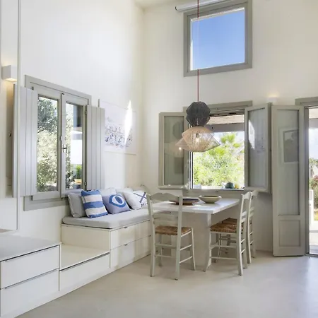 Aphrodite - Elegant Villa, Sea Views, Designer Renovation * Αμπελάς